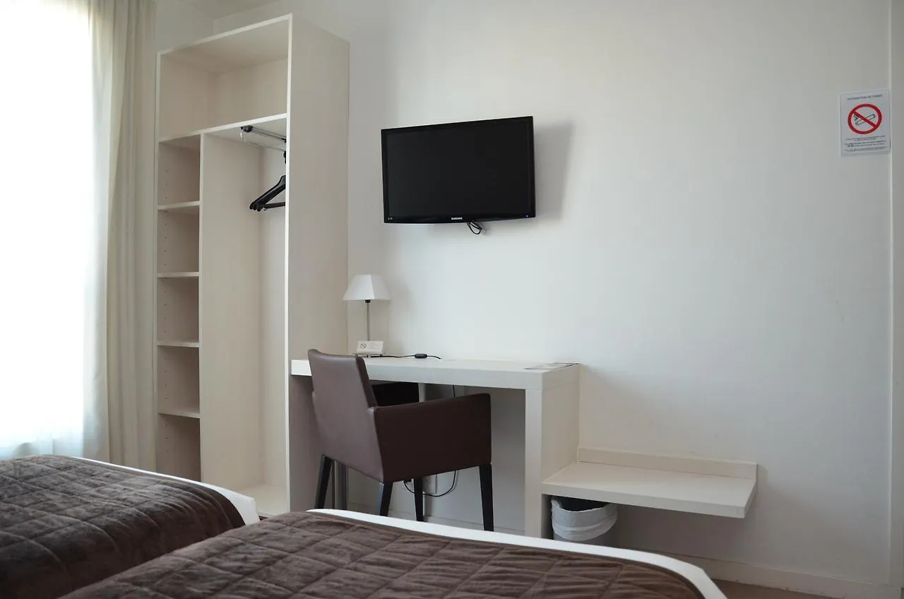 Hotel Capitaine Paoli 2*