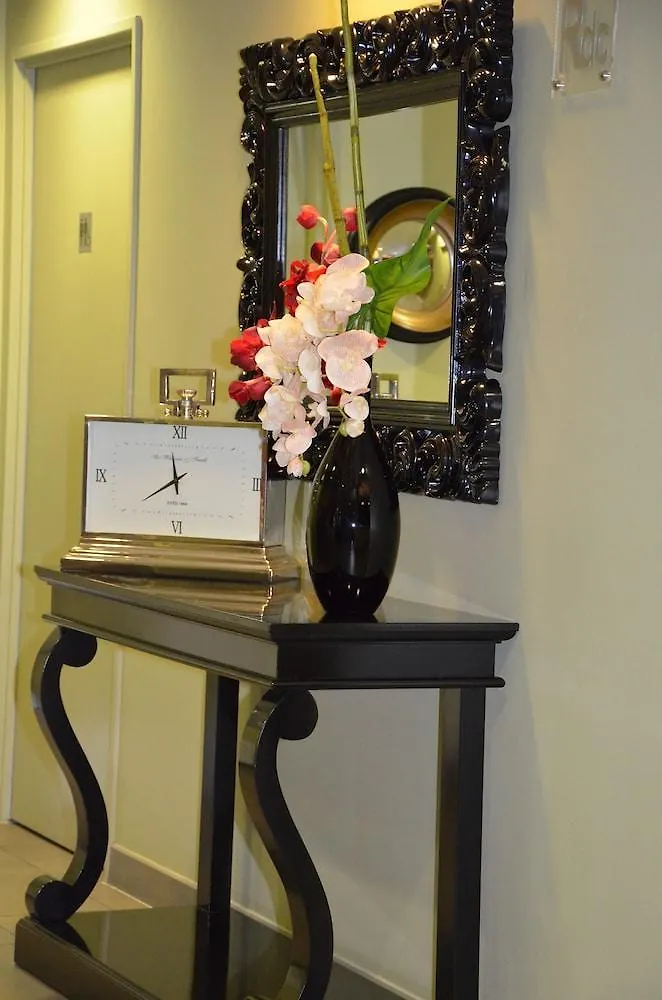 Hotel Capitaine Paoli 2*